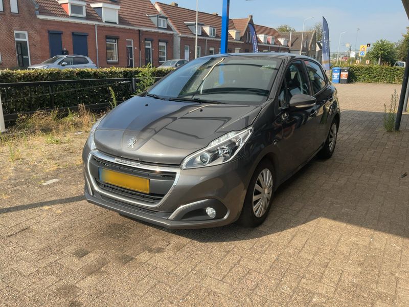 car Peugeot 208 id80512 main photo
