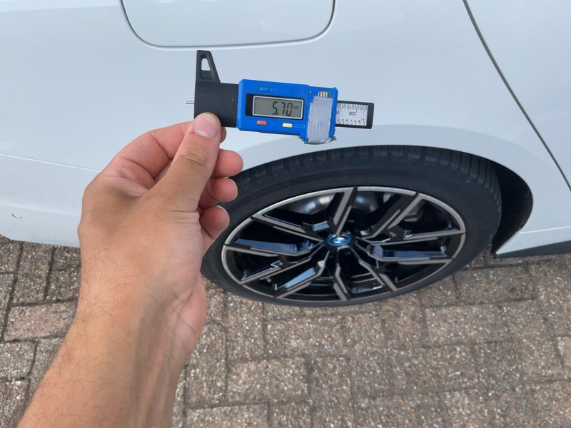 car BMW i4 id80574 photo #10