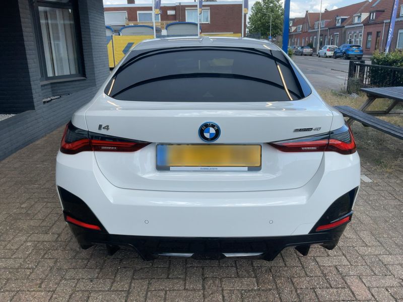 car BMW i4 id80574 photo #3