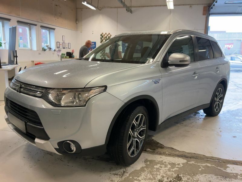 car Mitsubishi Outlander id80595 main photo