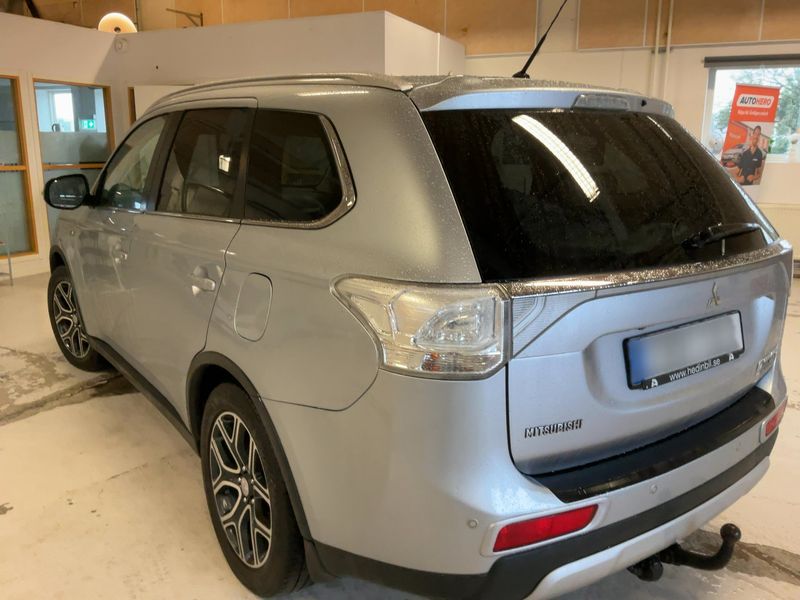 car Mitsubishi Outlander id80595 photo #2