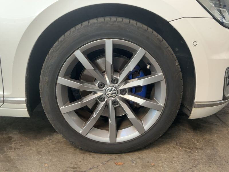 car Volkswagen Passat id80596 photo #12