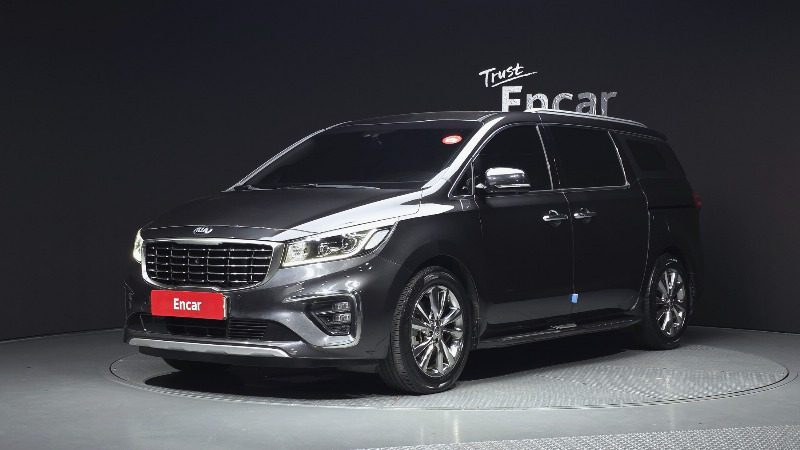 car KIA Carnival id80667 main photo