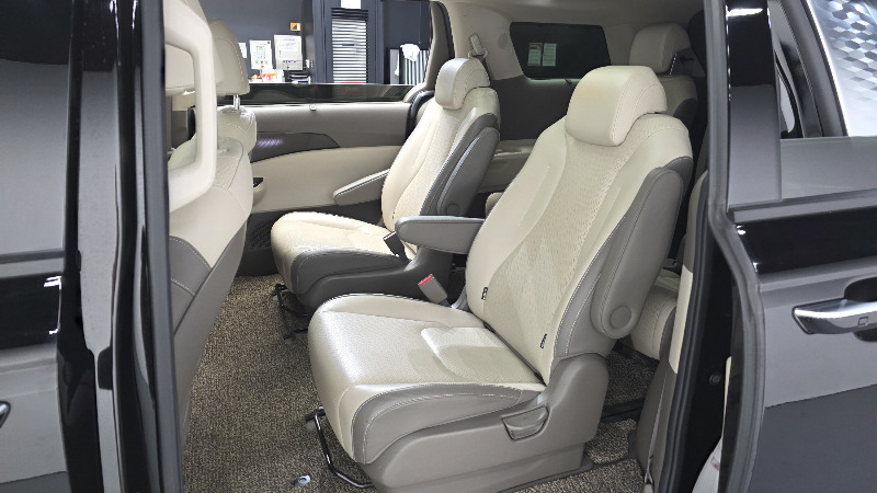 car KIA Carnival id80901 photo #11