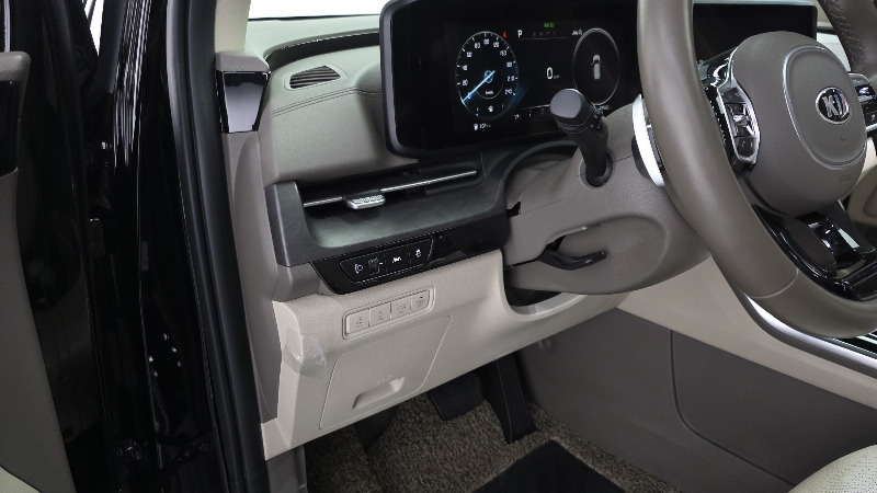 car KIA Carnival id80901 photo #13