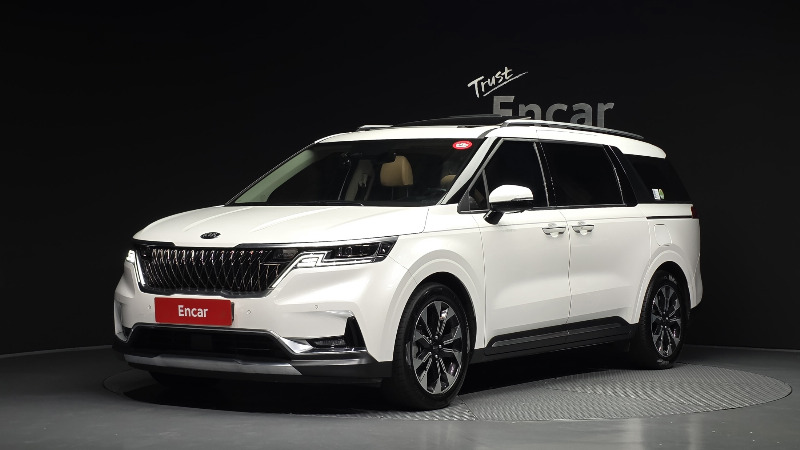 car KIA Carnival id80902 main photo
