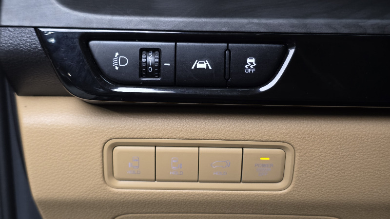 car KIA Carnival id80903 photo #19