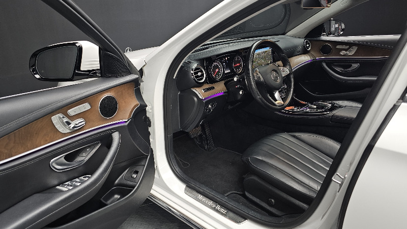 car Mercedes Benz E Class id80909 photo #11
