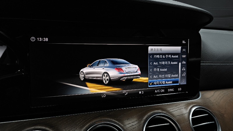 car Mercedes Benz E Class id80909 photo #16