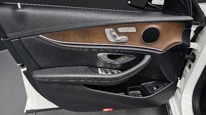 car Mercedes Benz E Class id80909 photo #24