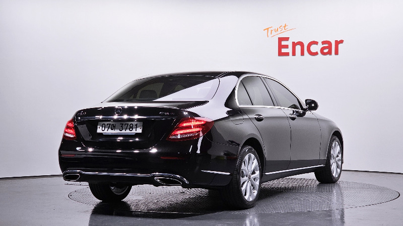 car Mercedes Benz E Class id80910 photo #2