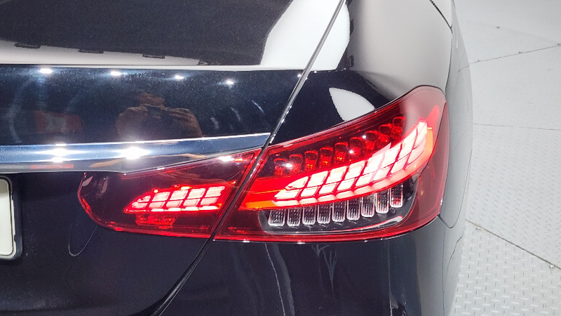 car Mercedes Benz E Class id80920 photo #23