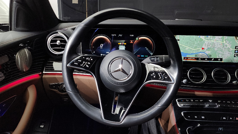 car Mercedes Benz E Class id80921 photo #13