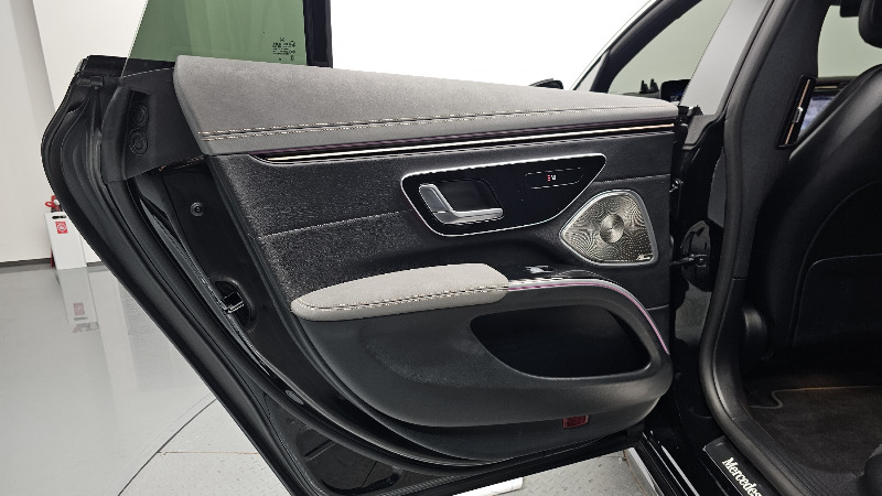 car Mercedes Benz EQS id80937 photo #25