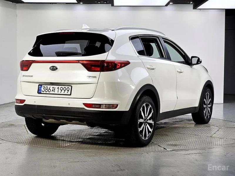 car KIA Sportage id81265 photo #2