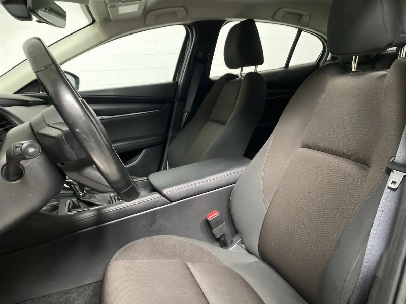 car Mazda Mazda3 id81349 photo #2