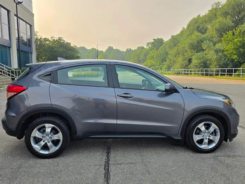 car Honda HR-V id81409 photo #2