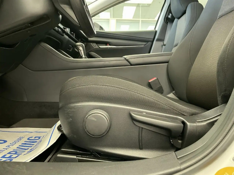 car Mazda Mazda3 id81592 photo #11