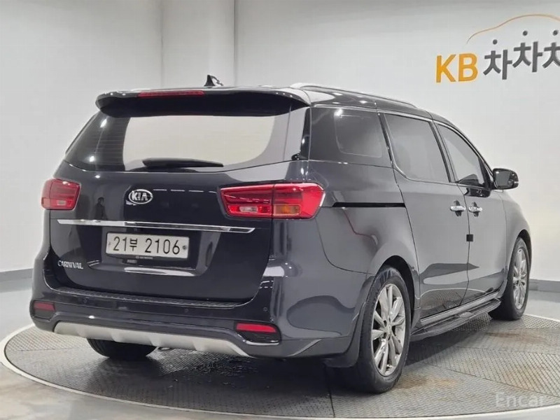 car KIA Carnival id81904 photo #3