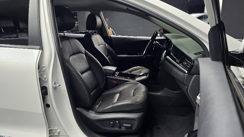 car KIA Niro id81920 photo #10