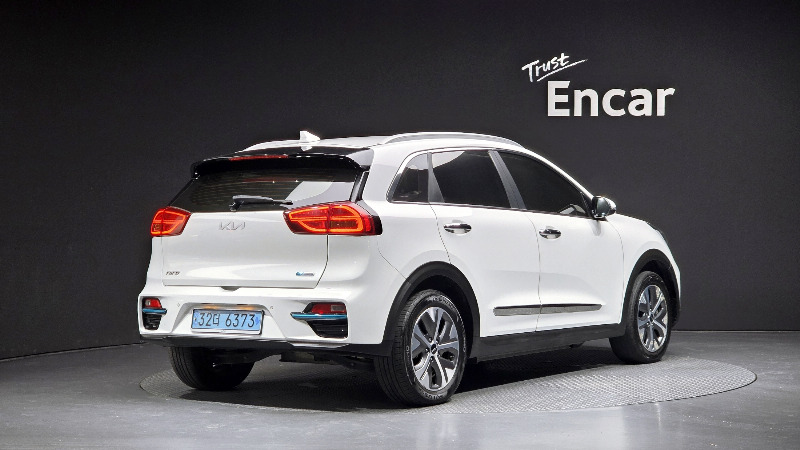 car KIA Niro id81920 photo #2