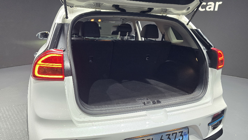 car KIA Niro id81920 photo #20