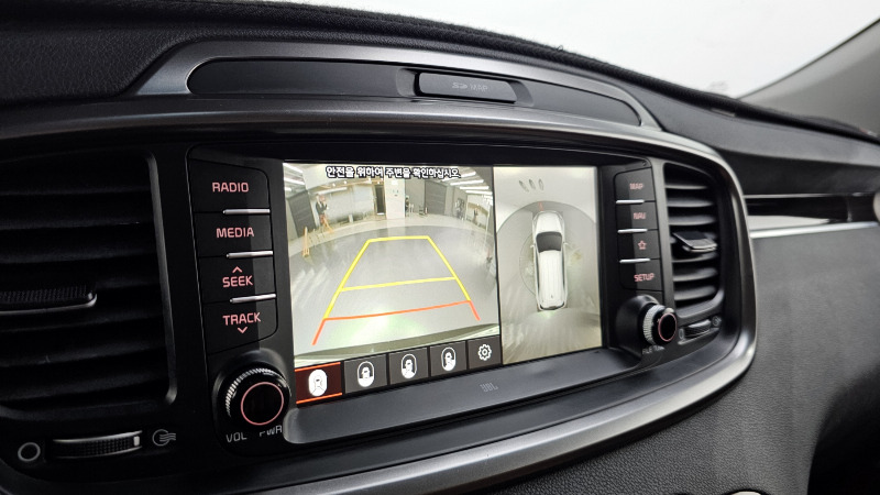 car KIA Sorento id82019 photo #14