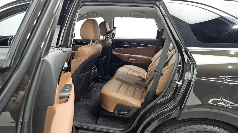 car KIA Sorento id82019 photo #17