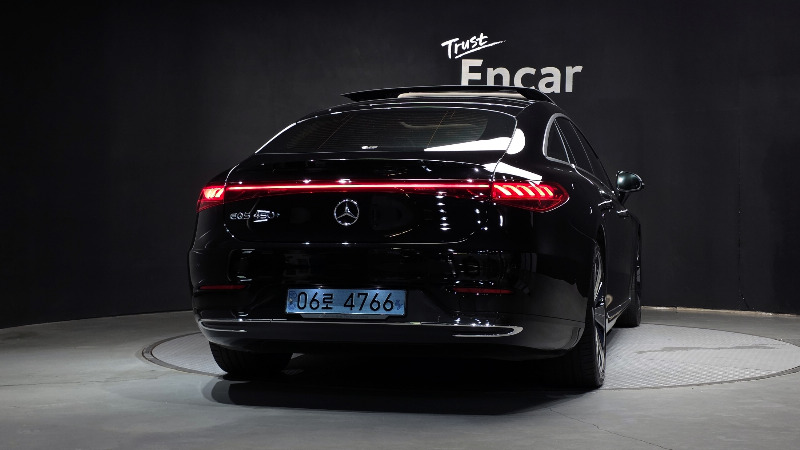 car Mercedes Benz EQS id82242 photo #4