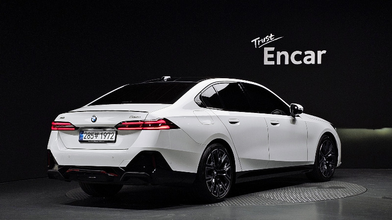 car BMW 5 Series id82700 photo #2