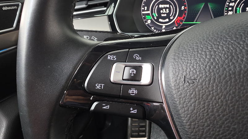 car Volkswagen Arteon id83096 photo #16