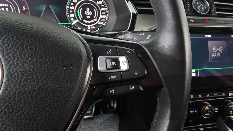 car Volkswagen Arteon id83096 photo #17