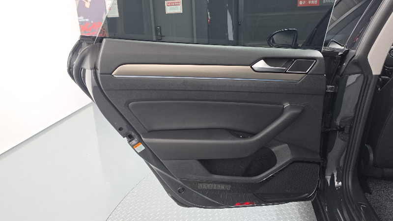 car Volkswagen Arteon id83096 photo #25