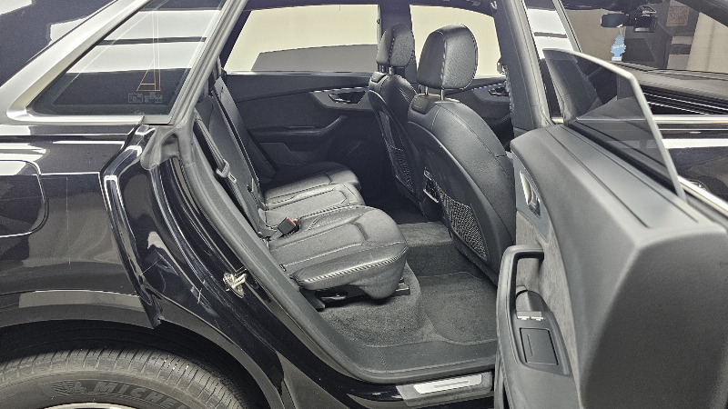 car Audi Q8 id83098 photo #11