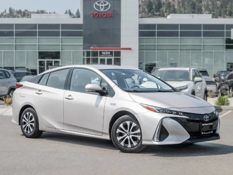 car Toyota Prius id83647 photo #2
