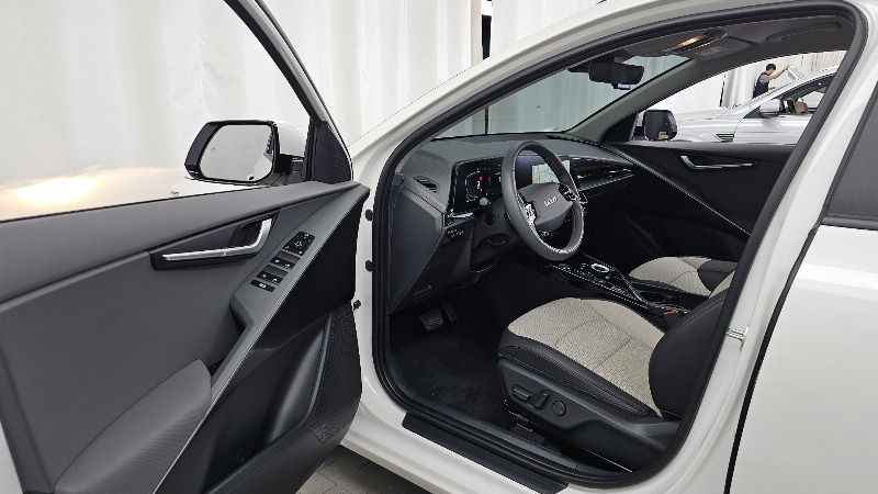 car KIA Niro id84143 photo #10
