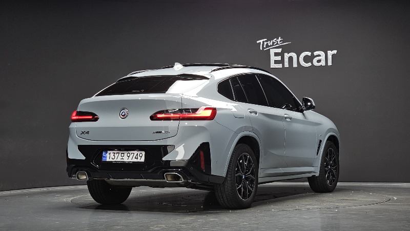 car BMW X4 id84154 photo #2