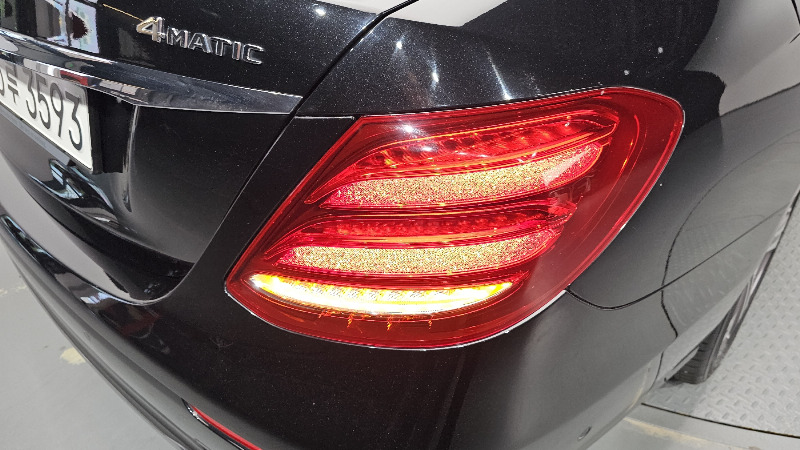 car Mercedes Benz E Class id84165 photo #23