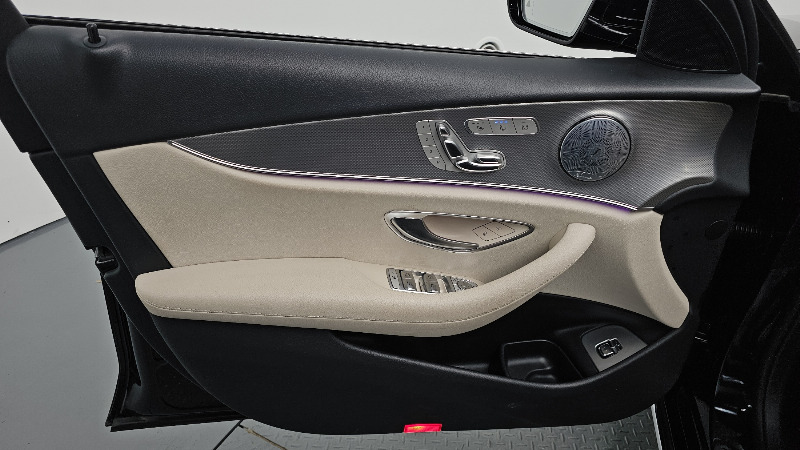 car Mercedes Benz E Class id84165 photo #24
