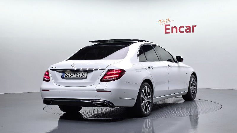 car Mercedes Benz E Class id84177 photo #2