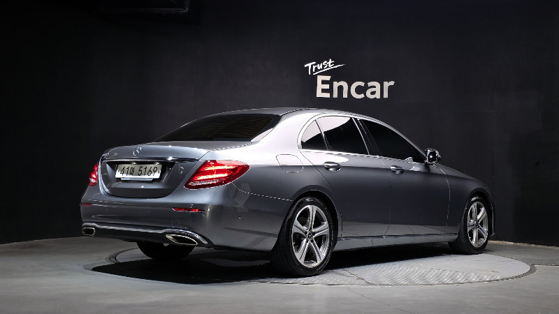 car Mercedes Benz E Class id84184 photo #2