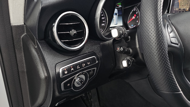 car Mercedes Benz GLC id84191 photo #17