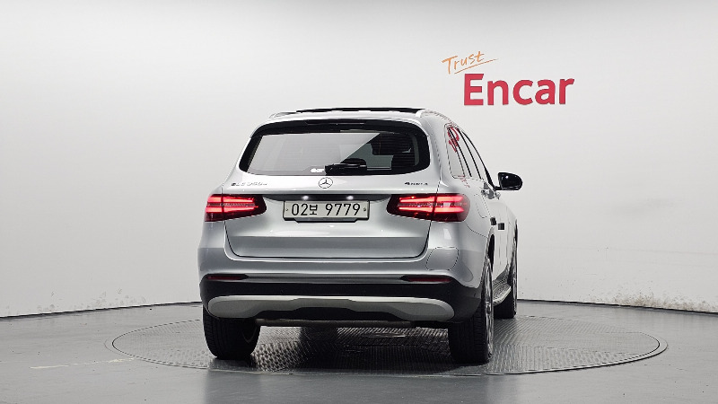 car Mercedes Benz GLC id84191 photo #4