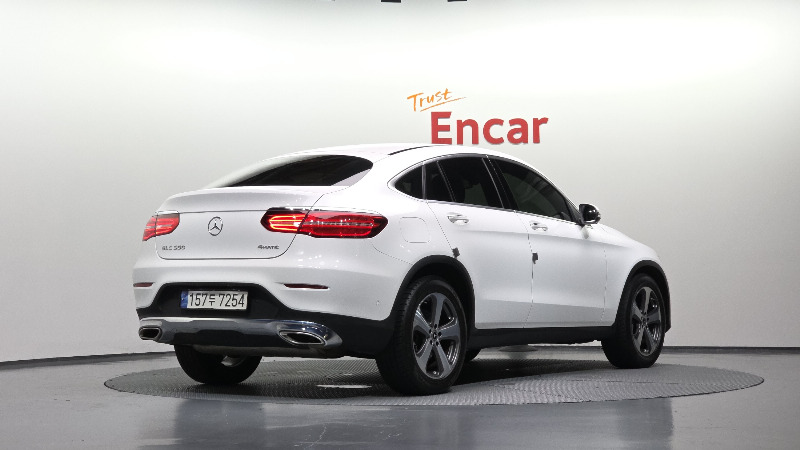 car Mercedes Benz GLC id84201 photo #2