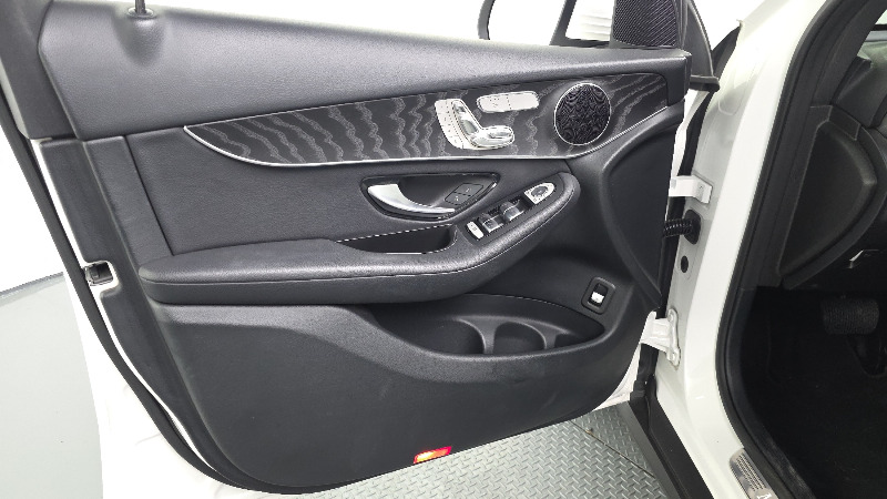 car Mercedes Benz GLC id84201 photo #24
