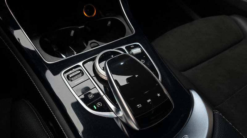 car Mercedes Benz GLC id84202 photo #17