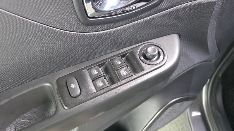 car Renault Samsung QM3 id84237 photo #18