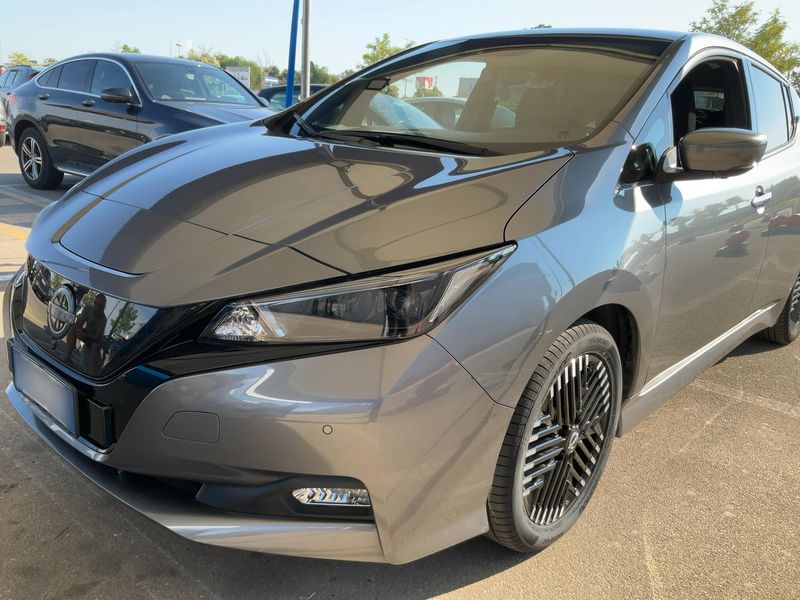 car Nissan Leaf id84301 photo #2