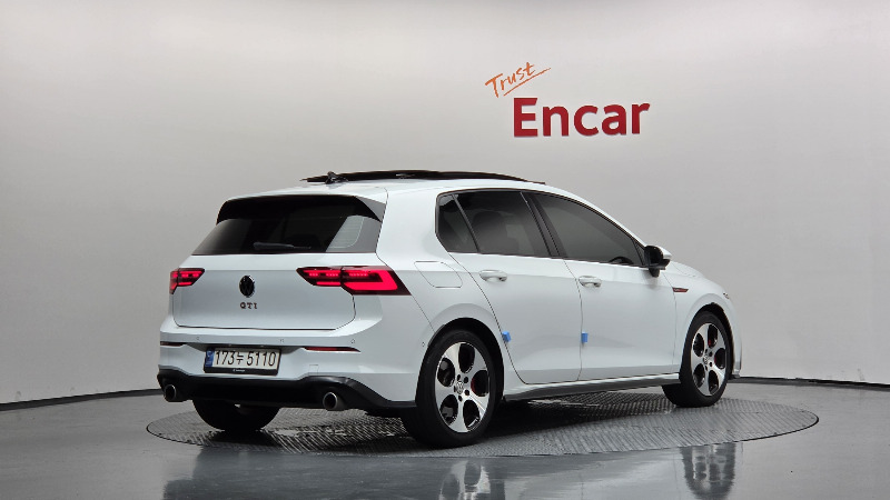 car Volkswagen Golf id84342 photo #2