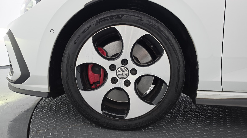 car Volkswagen Golf id84342 photo #5